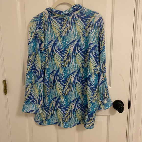 Lulu-B Blue and Green Tropical Button Down Shirt Size Medium M - Picture 2 of 3